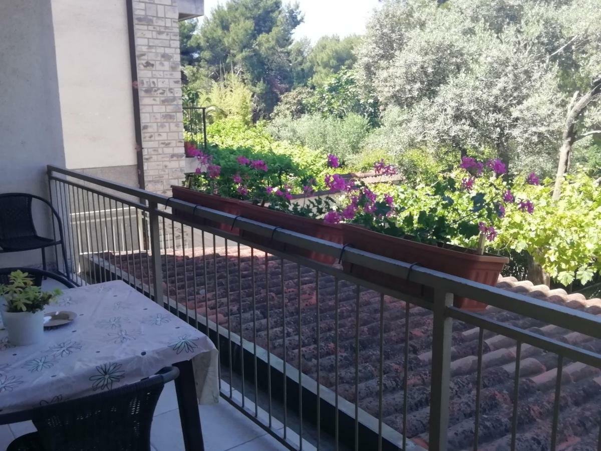 Apartments Jadranka Ivana PUY Exterior foto